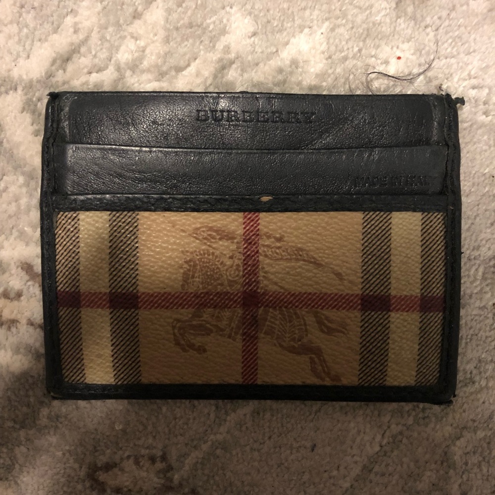 SALE‼️ Burberry Card Holder